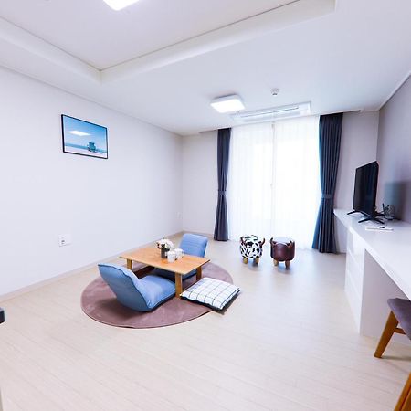 Geoje Leein Stay Hotel Ngoại thất bức ảnh