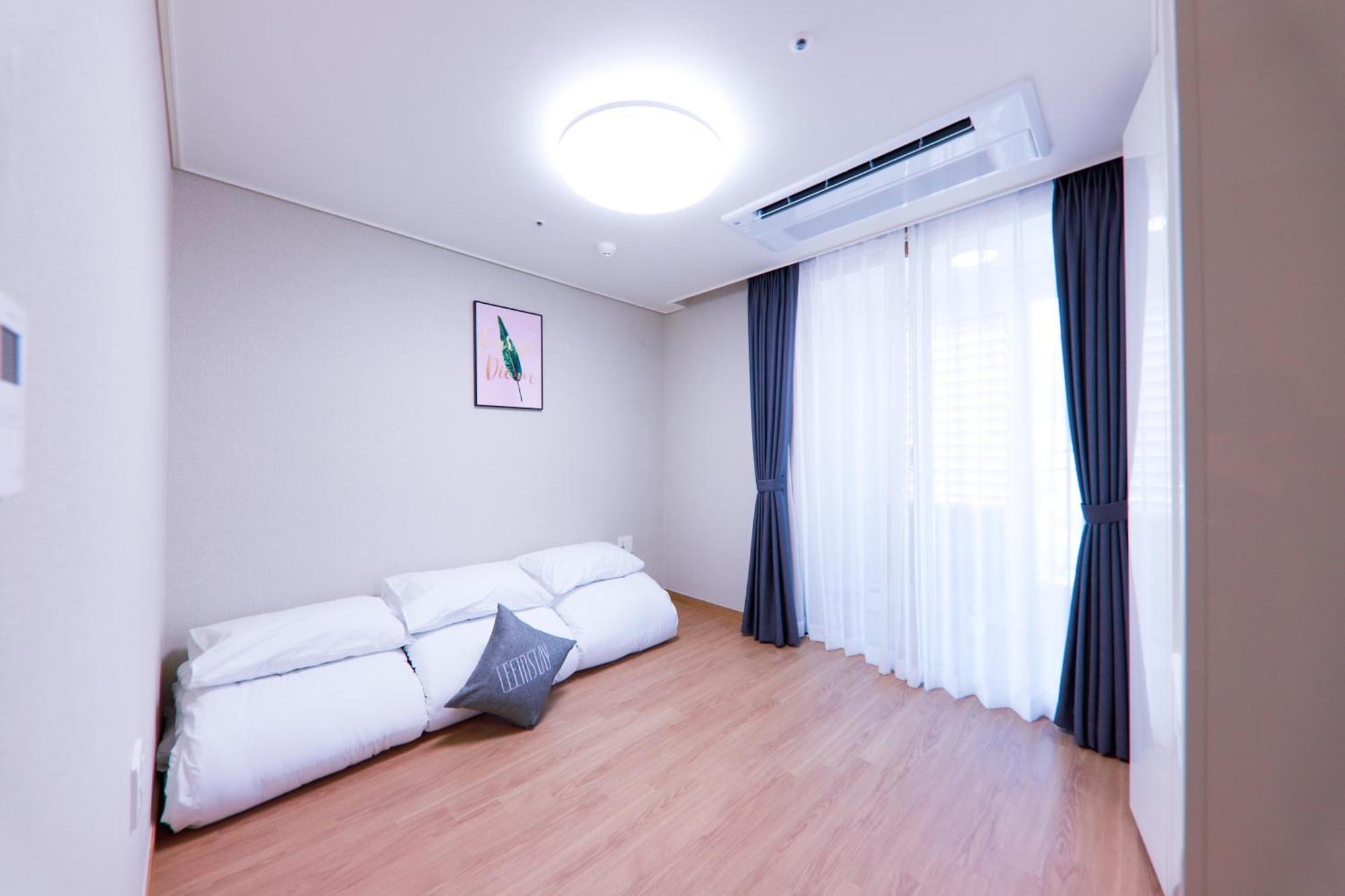 Geoje Leein Stay Hotel Ngoại thất bức ảnh