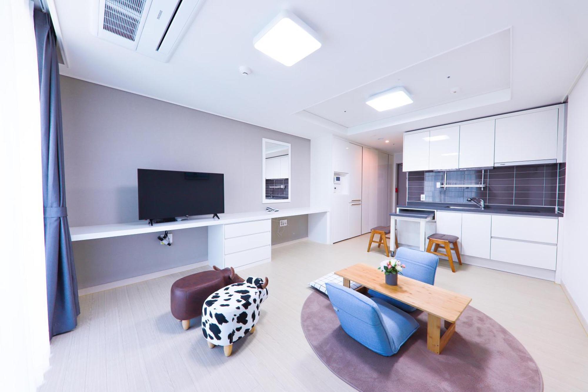 Geoje Leein Stay Hotel Ngoại thất bức ảnh