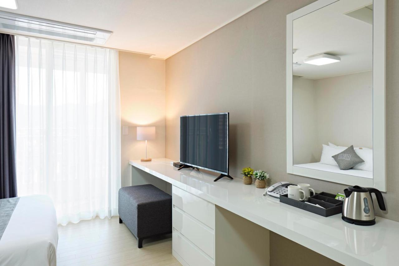 Geoje Leein Stay Hotel Ngoại thất bức ảnh