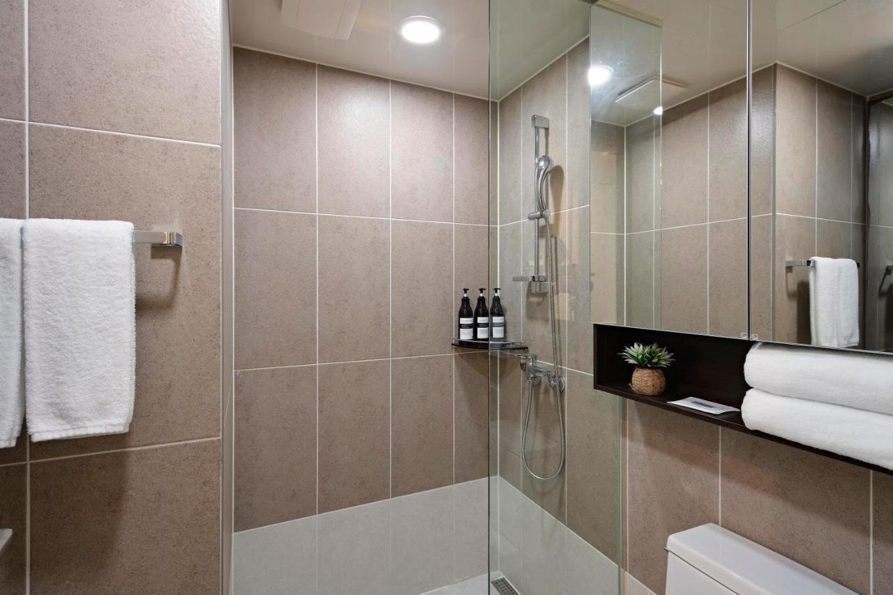 Geoje Leein Stay Hotel Ngoại thất bức ảnh